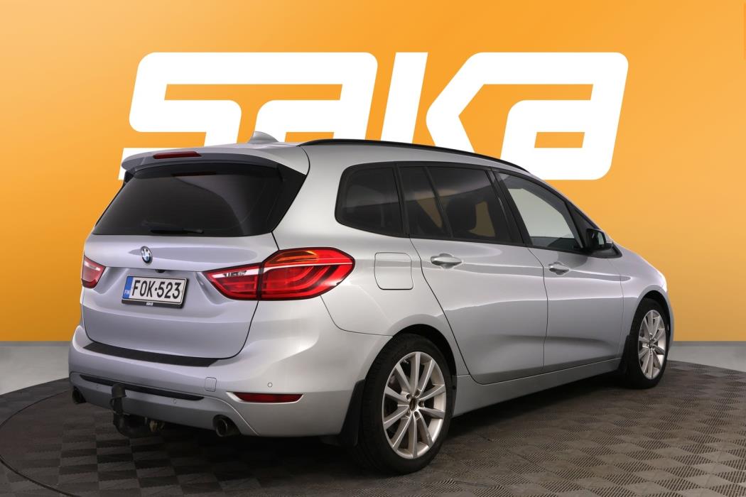 BMW 220 2017