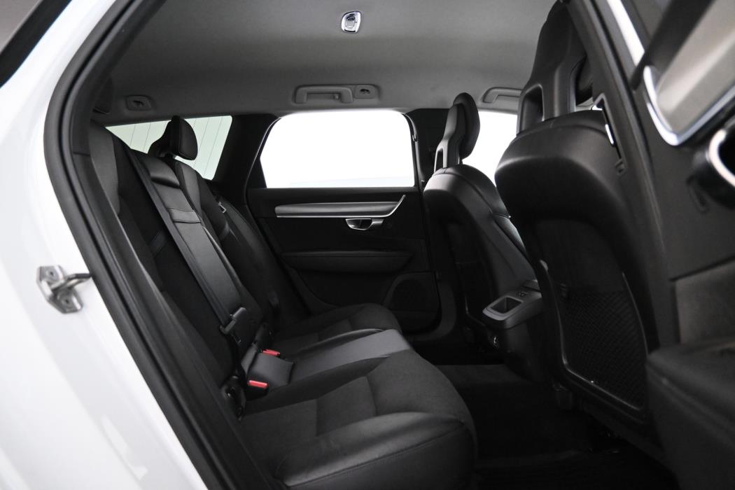 VOLVO V90 Cross Country 2017