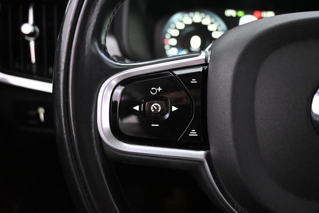 VOLVO V90 Cross Country 2017