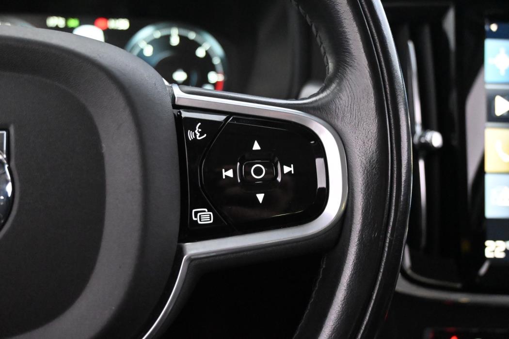 VOLVO V90 Cross Country 2017