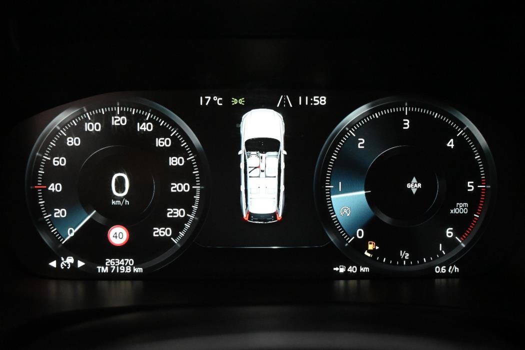 VOLVO V90 Cross Country 2017