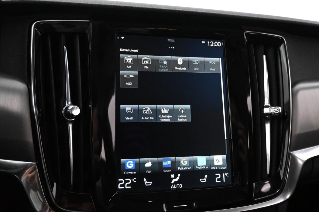 VOLVO V90 Cross Country 2017