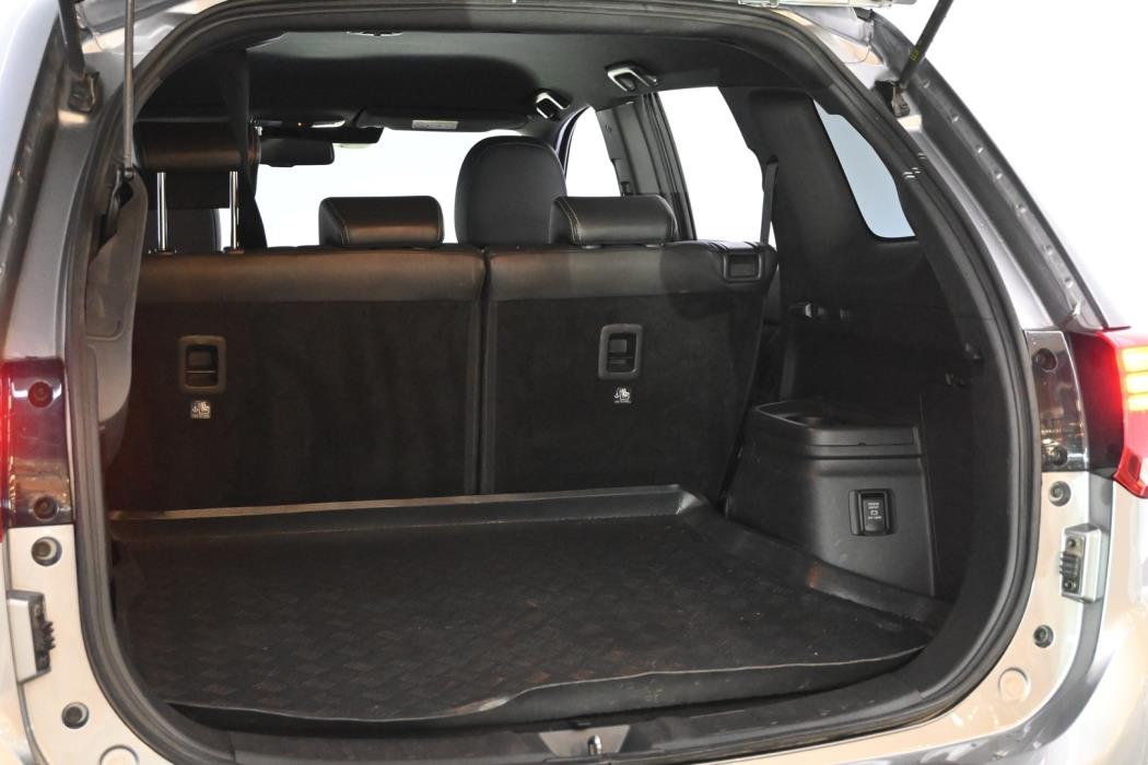 MITSUBISHI Outlander PHEV 2019