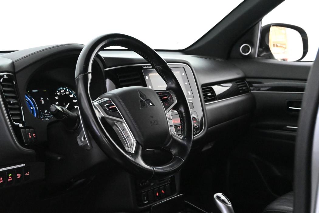 MITSUBISHI Outlander PHEV 2019