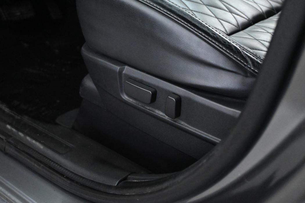 MITSUBISHI Outlander PHEV 2019