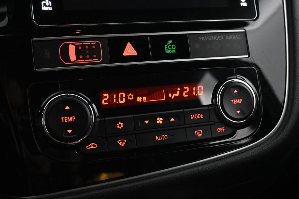 MITSUBISHI Outlander PHEV 2019