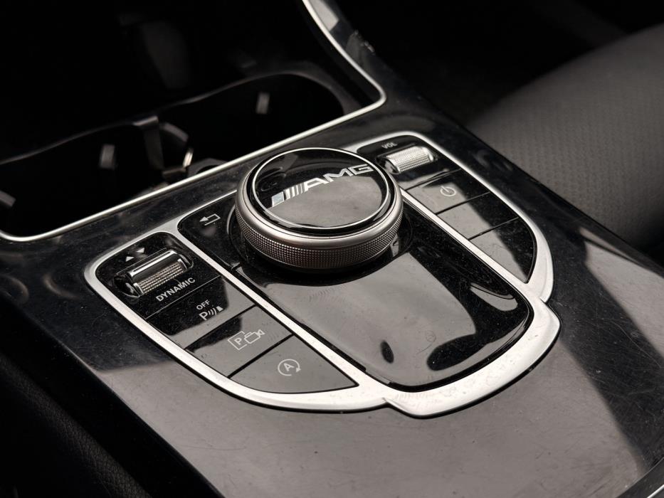 MERCEDES-BENZ C 2020