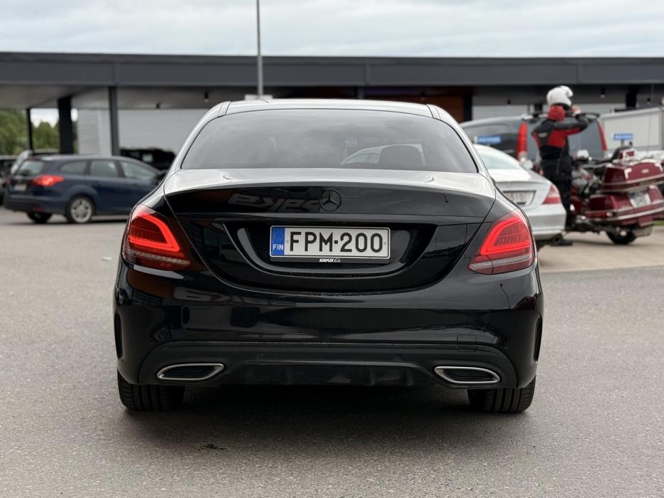 MERCEDES-BENZ C 2020
