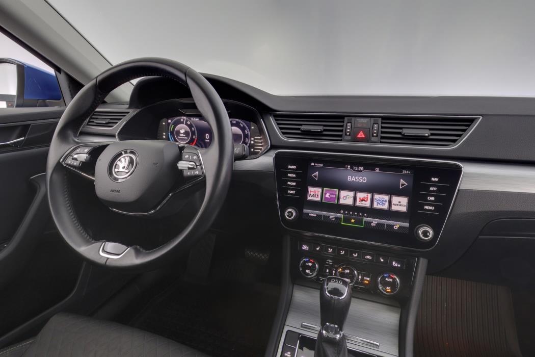 SKODA Superb 2021
