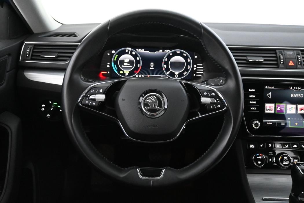 SKODA Superb 2021
