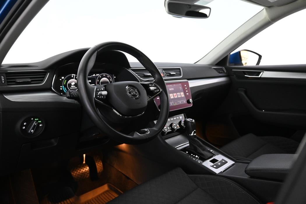 SKODA Superb 2021