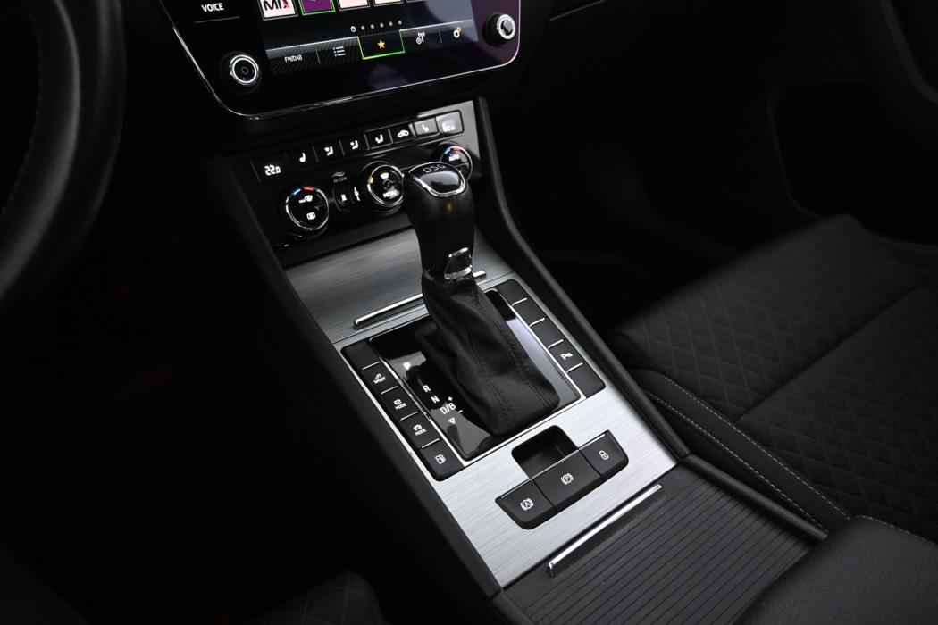 SKODA Superb 2021
