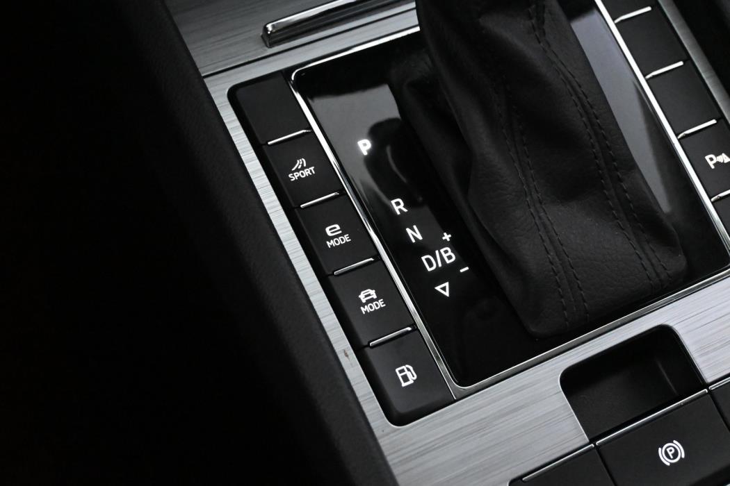 SKODA Superb 2021