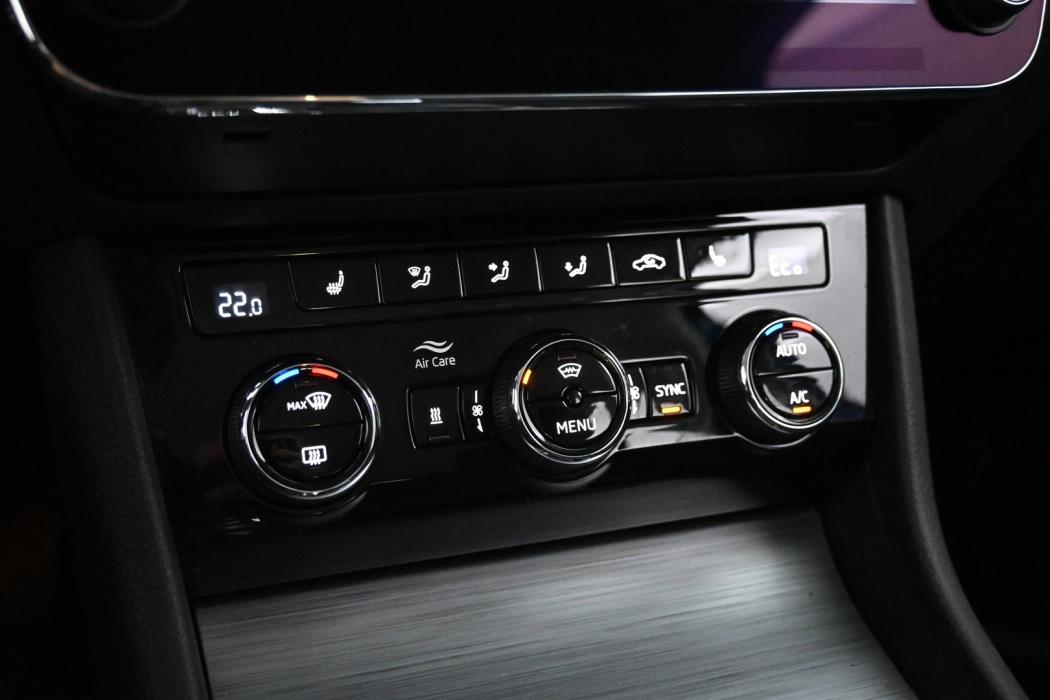 SKODA Superb 2021