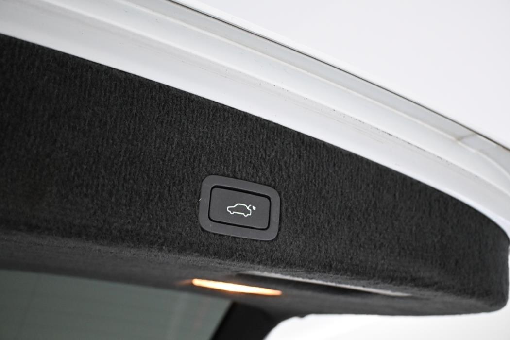 VOLVO XC60 2011
