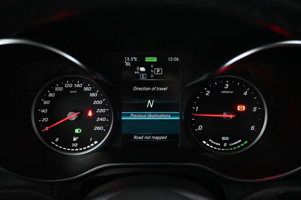MERCEDES-BENZ GLC 2021
