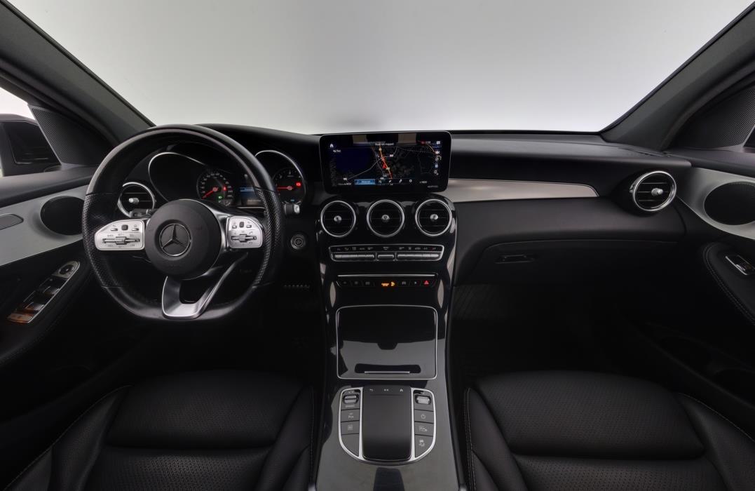 MERCEDES-BENZ GLC 2021
