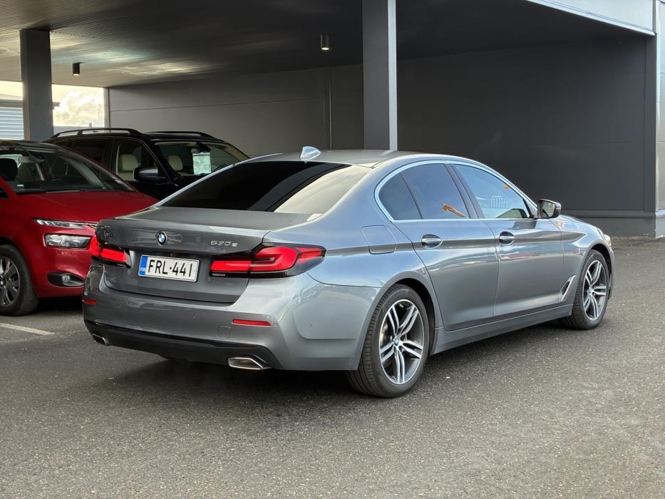 BMW 530 2021