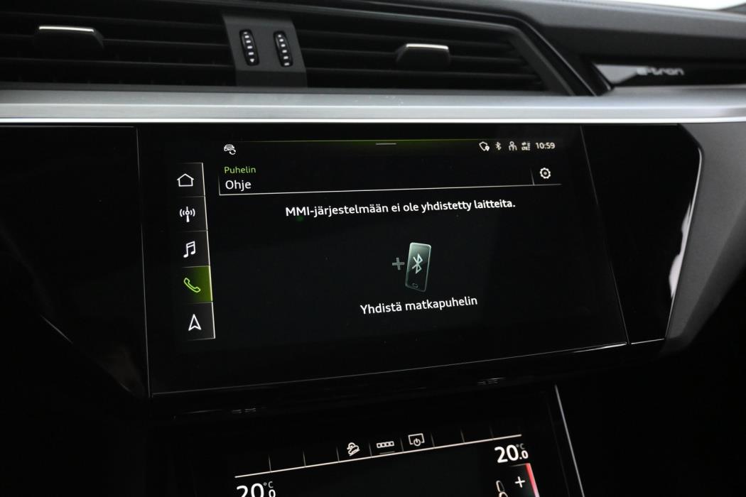 AUDI e-tron 2021