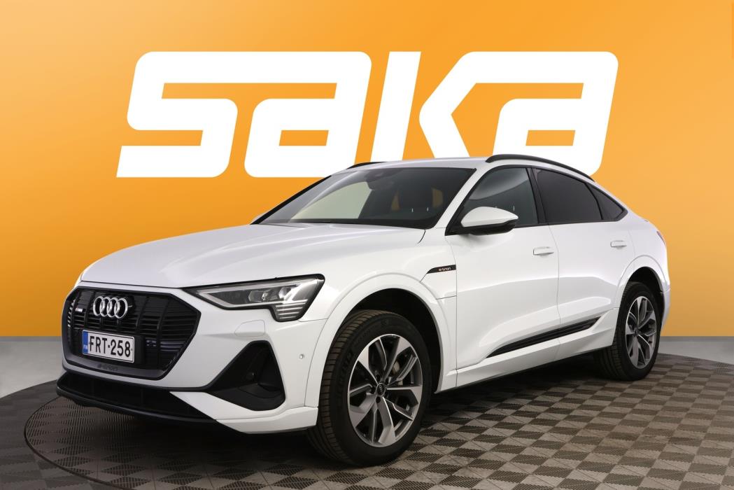 AUDI e-tron 2021