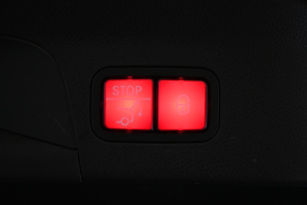 MERCEDES-BENZ GLC 2021