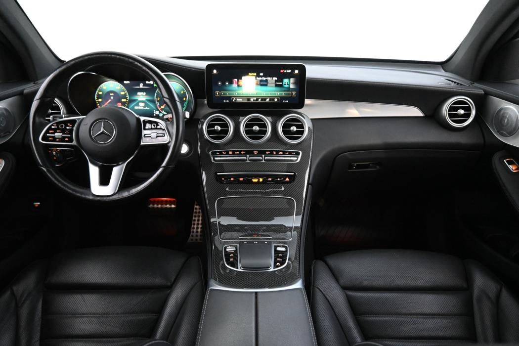 MERCEDES-BENZ GLC 2021