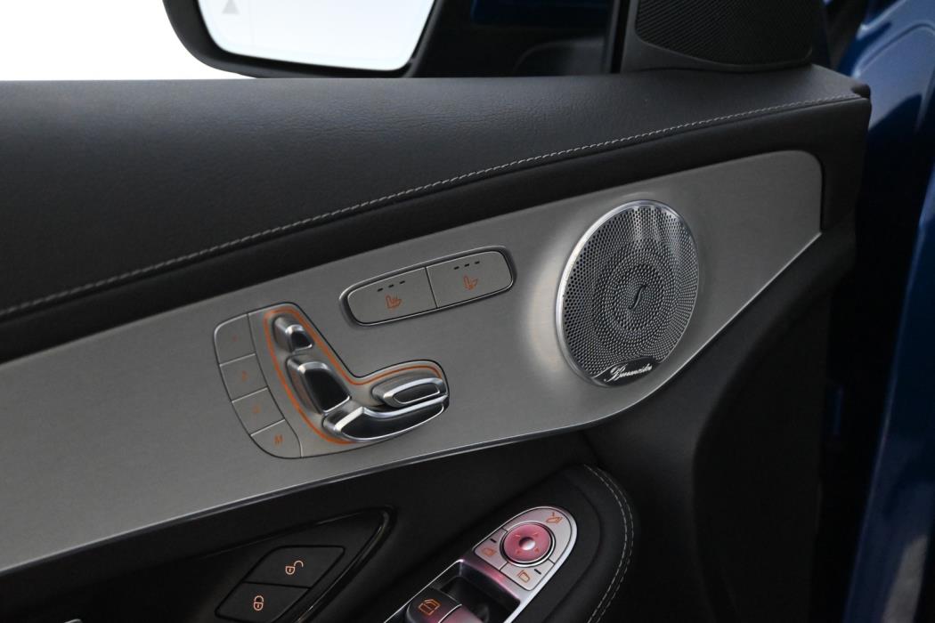 MERCEDES-BENZ GLC 2021