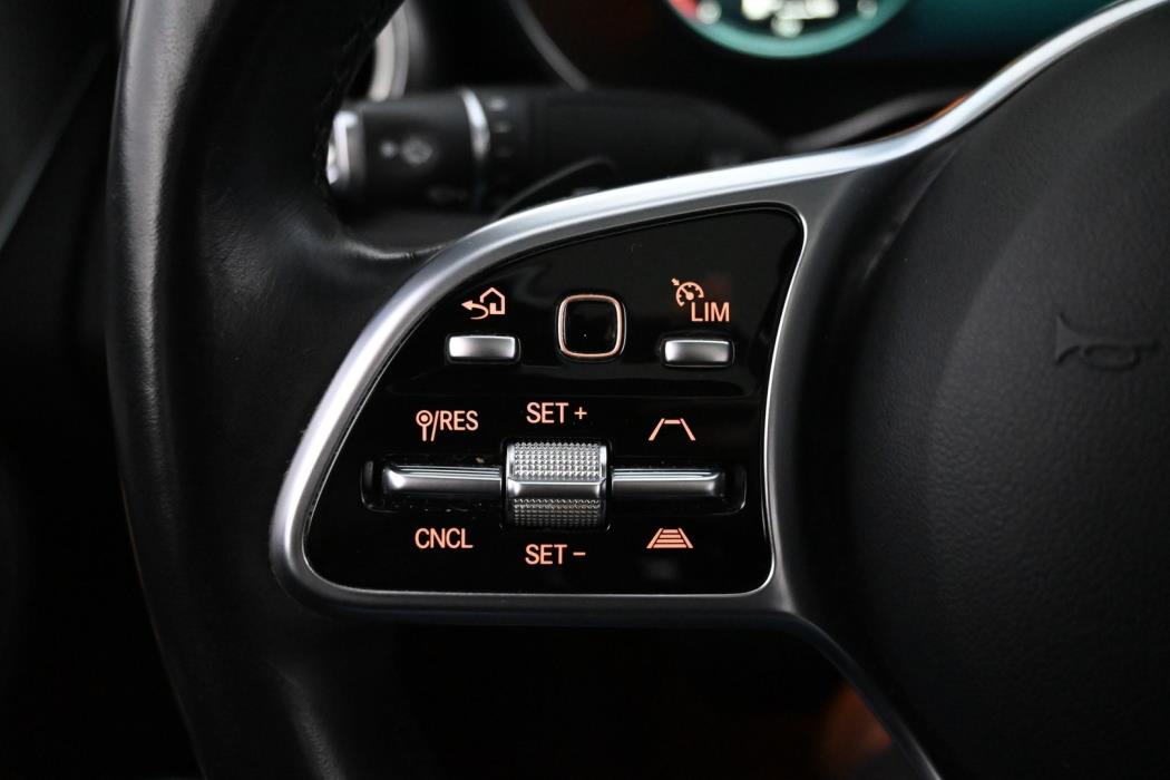 MERCEDES-BENZ GLC 2021