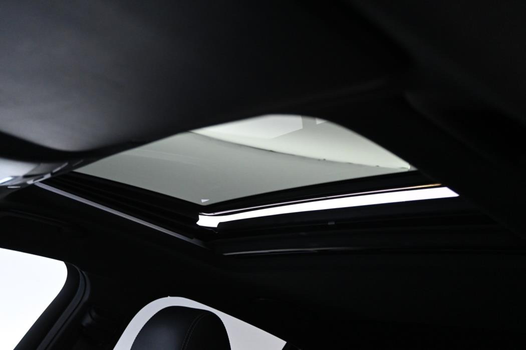 MERCEDES-BENZ GLC 2021