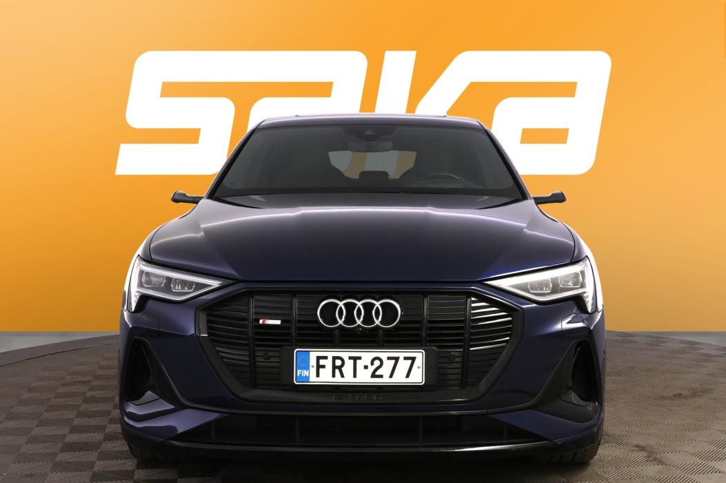 AUDI e-tron 2020