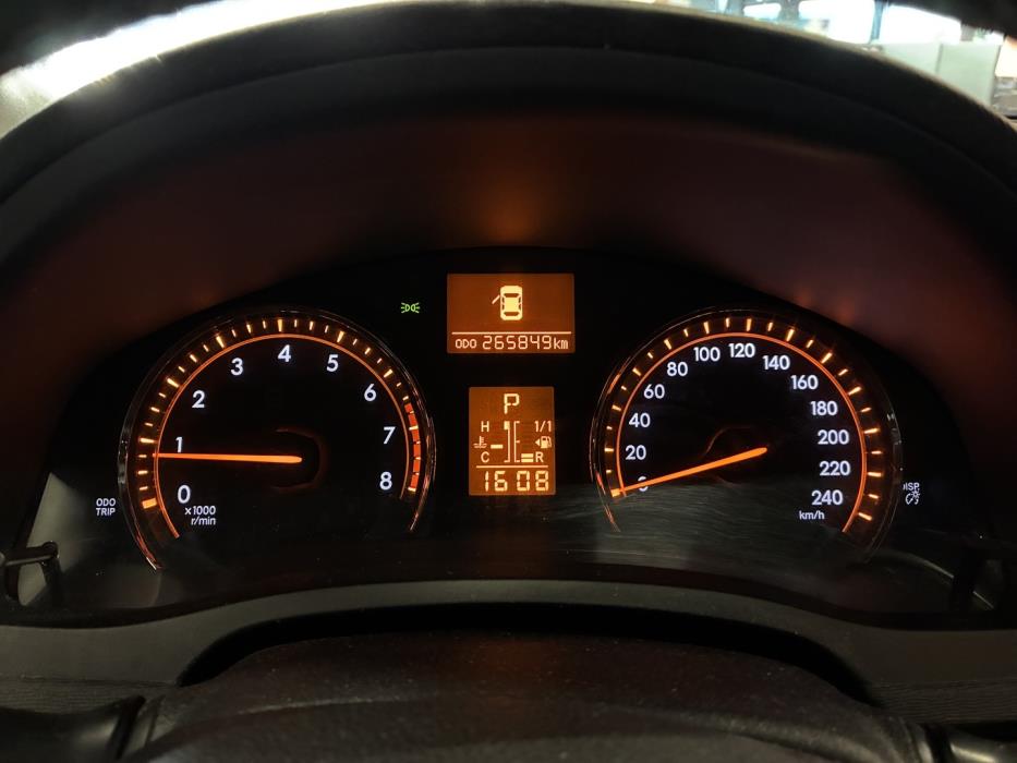 TOYOTA Avensis 2009