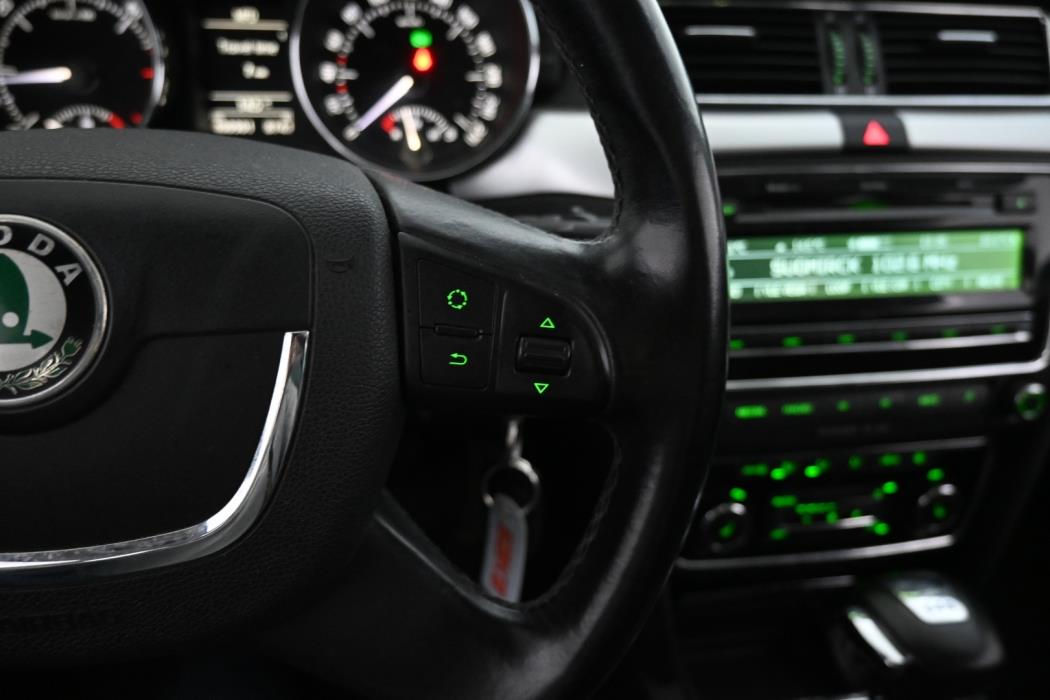 SKODA Superb 2010