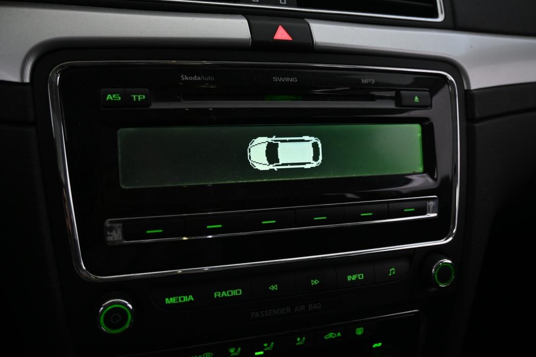 SKODA Superb 2010