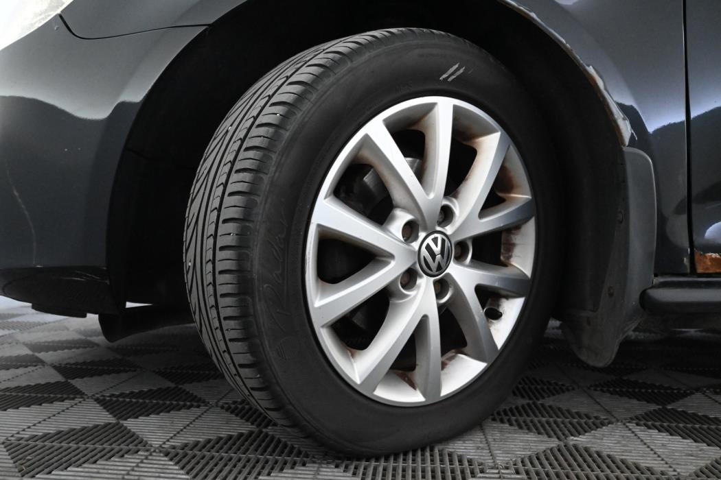VOLKSWAGEN Golf 2011