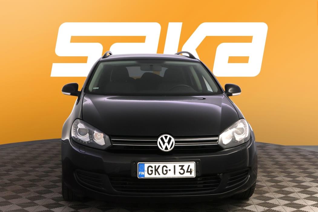 VOLKSWAGEN Golf 2011
