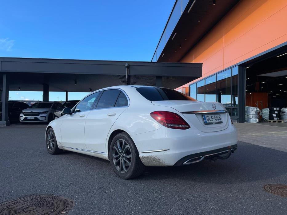 MERCEDES-BENZ C 2015