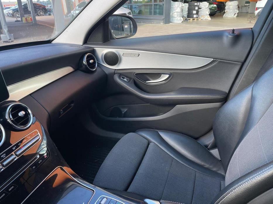 MERCEDES-BENZ C 2015