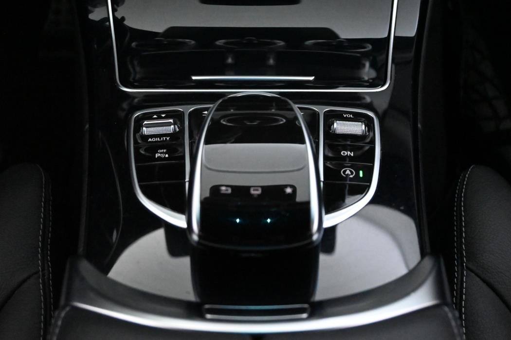 MERCEDES-BENZ C 2015