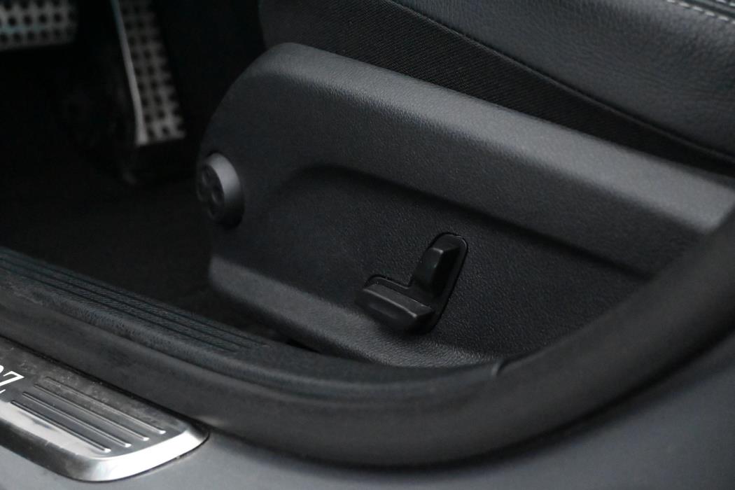 MERCEDES-BENZ C 2015