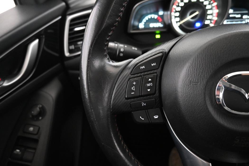 MAZDA 3 2014
