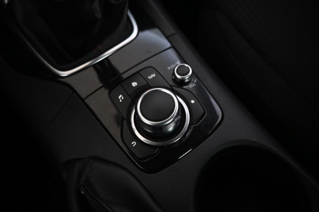 MAZDA 3 2014