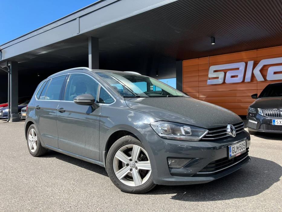 VOLKSWAGEN Golf Sportsvan 2015
