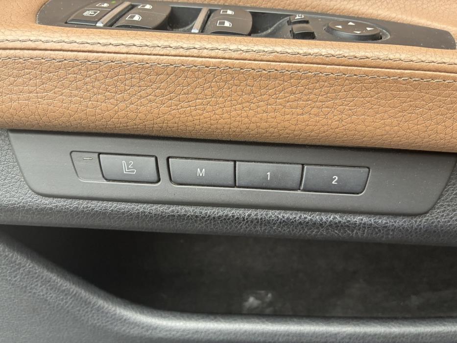 BMW 740 2010