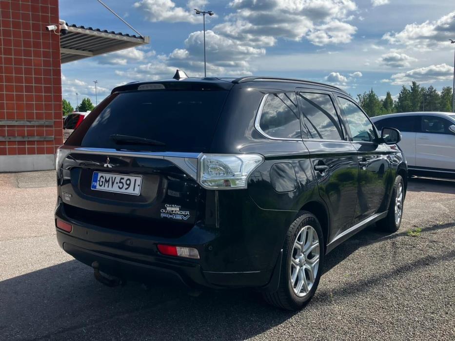 MITSUBISHI Outlander 2014