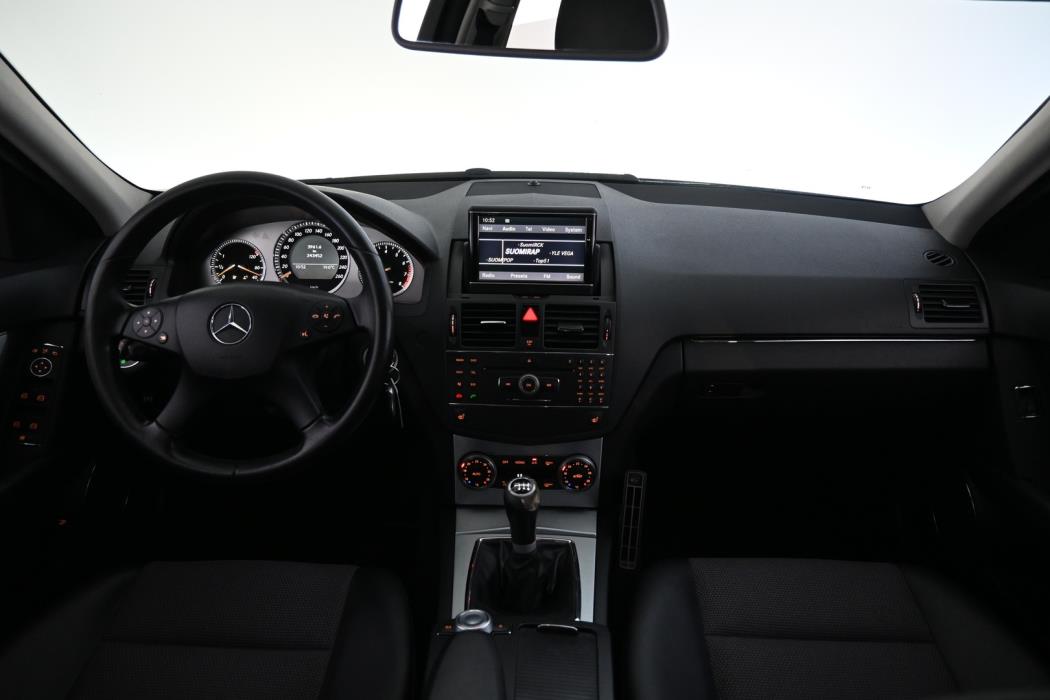 MERCEDES-BENZ C 2008