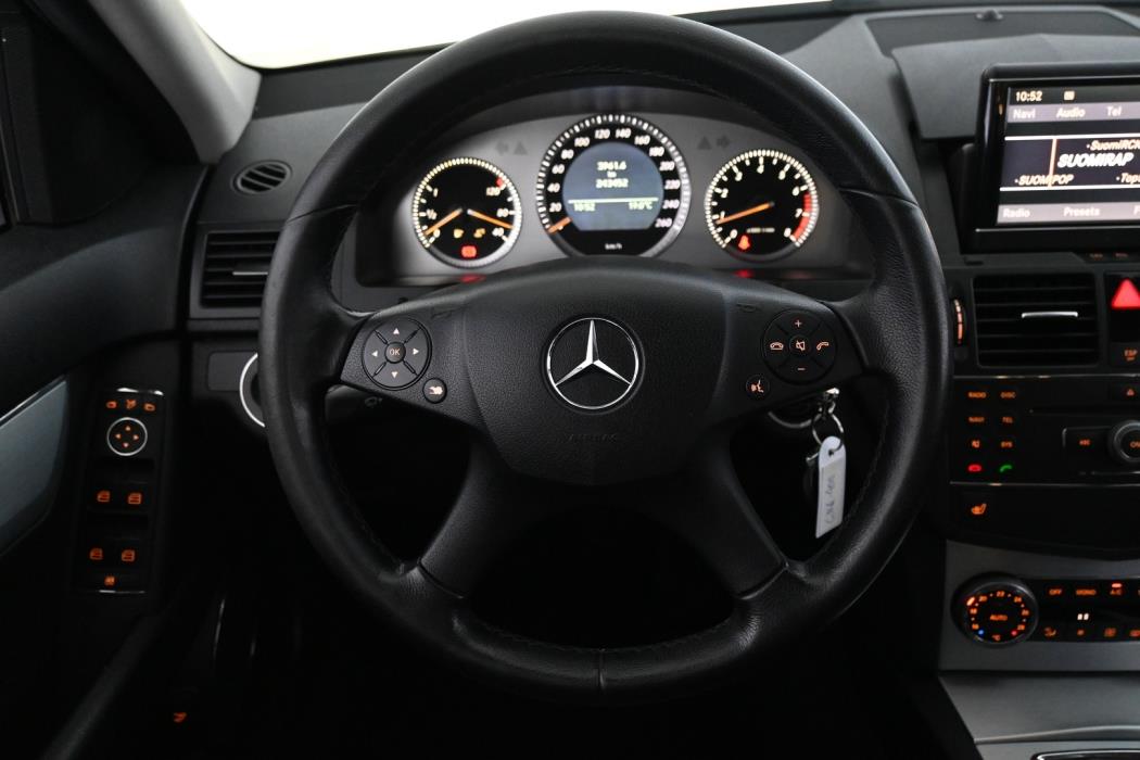 MERCEDES-BENZ C 2008