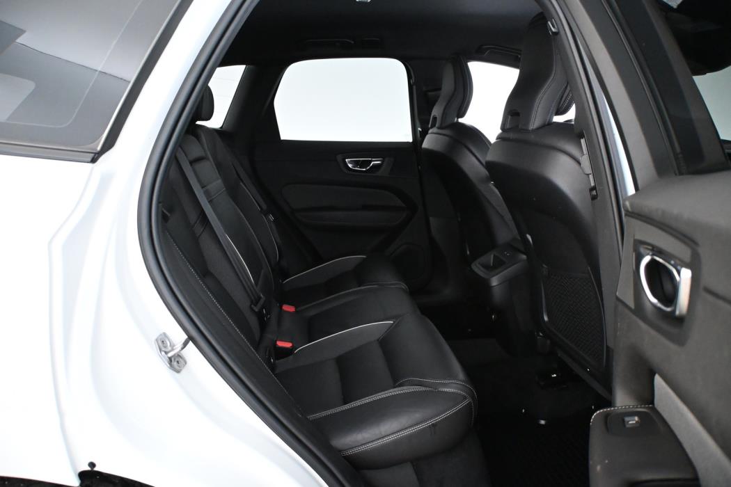 VOLVO XC60 2020