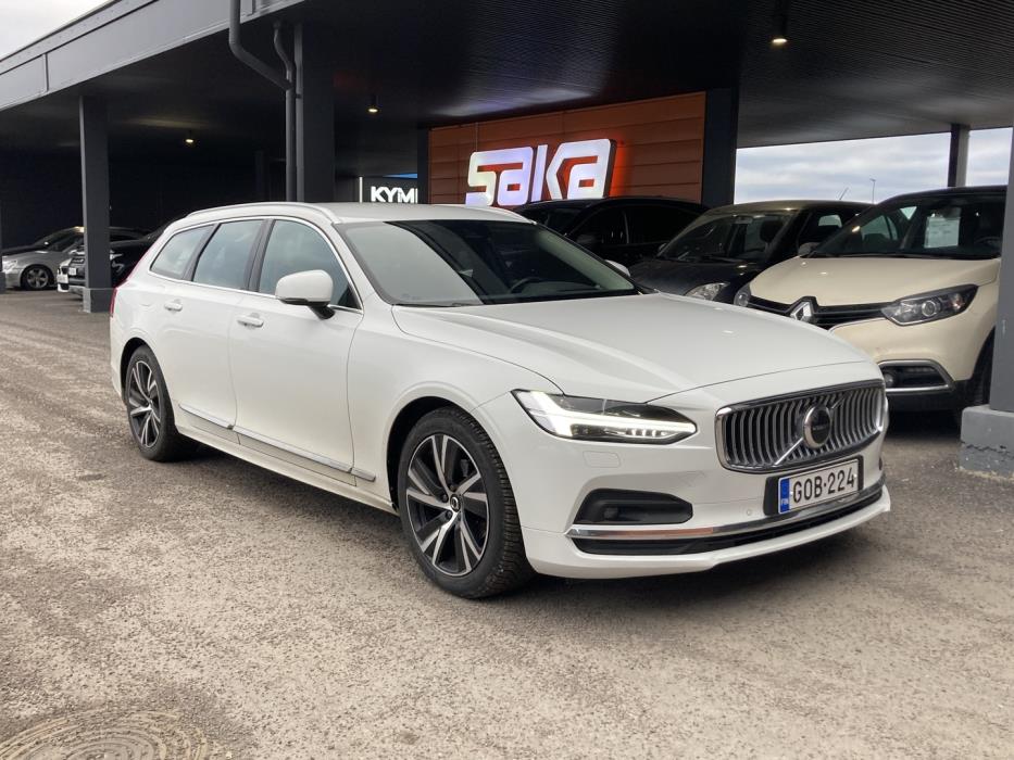VOLVO V90 2021