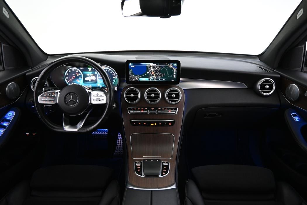 MERCEDES-BENZ GLC 2021
