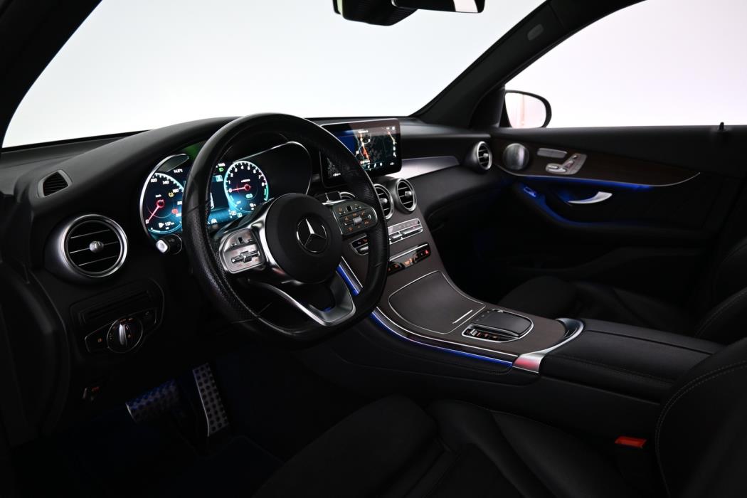 MERCEDES-BENZ GLC 2021